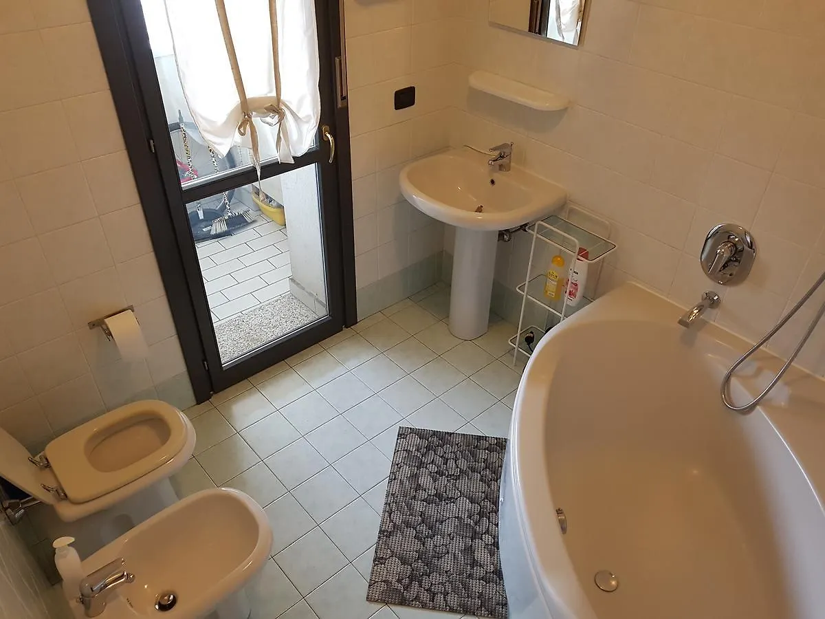 Keplero Guesthouse Bergamo 0*,  Italy